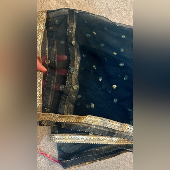 Worn once. Reception Lengha - Picture 8 of 16